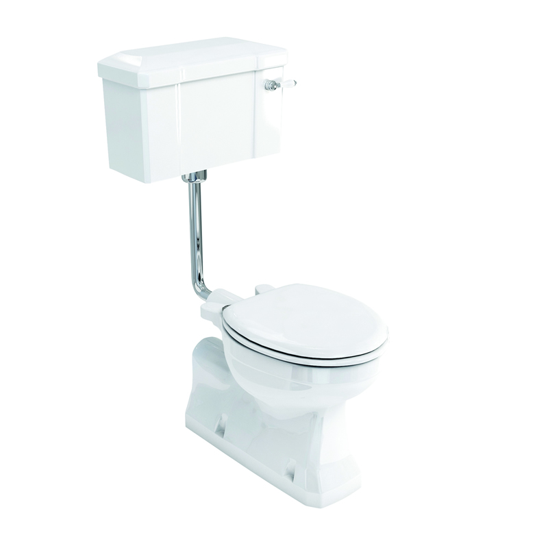 S trap low level WC with 440 lever cistern